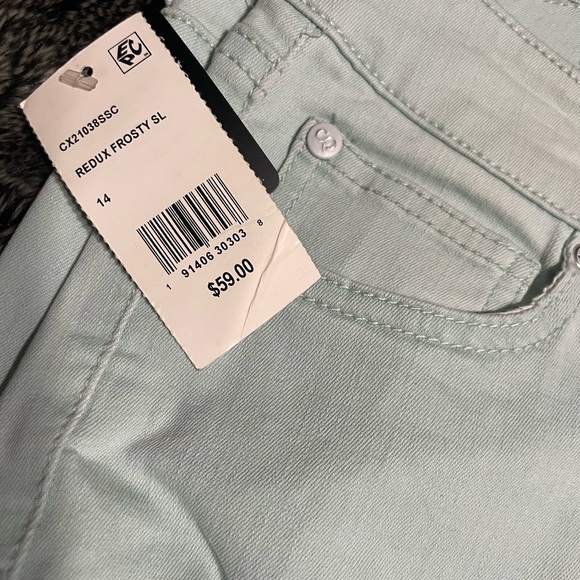 Celebrity pink jeans - Picture 2 of 4